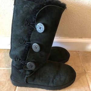 Ugg Women’s Boots (8)